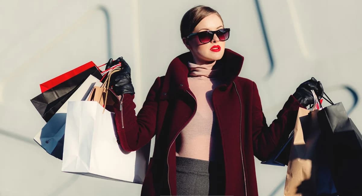 Customer Insight and Customer Foresight in Modern Strategy